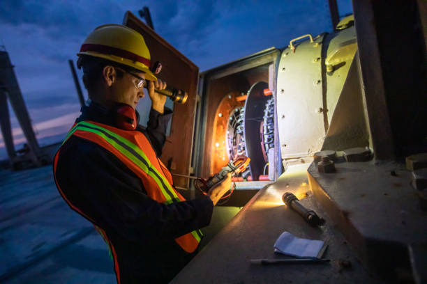 Best Affordable Emergency Electrician  in Manitowoc, WI